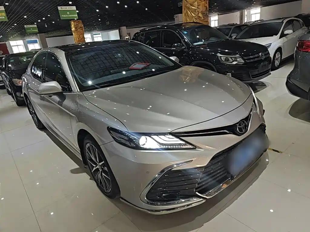 Toyota Camry 2021 2.5G Luxury Edition фото 4