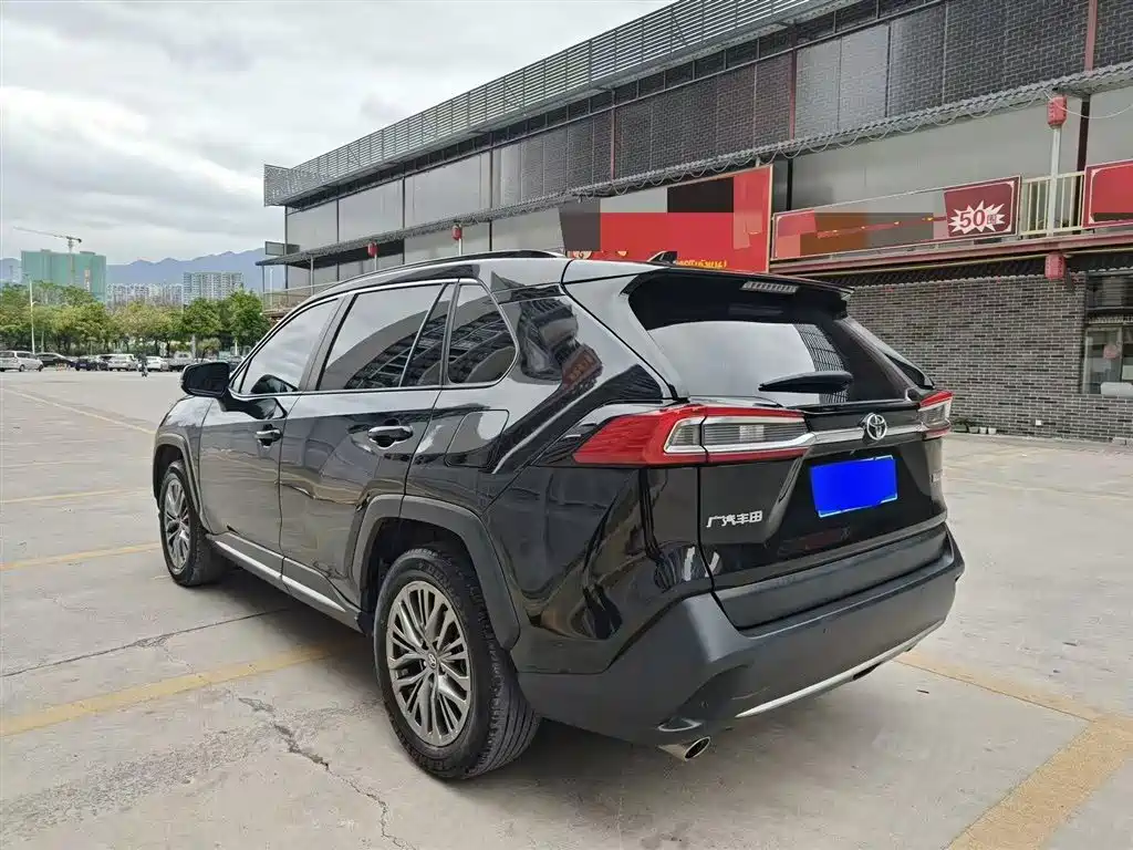 Toyota Wildlander 2023 2.0L CVT FWD Luxury PLUS фото 7