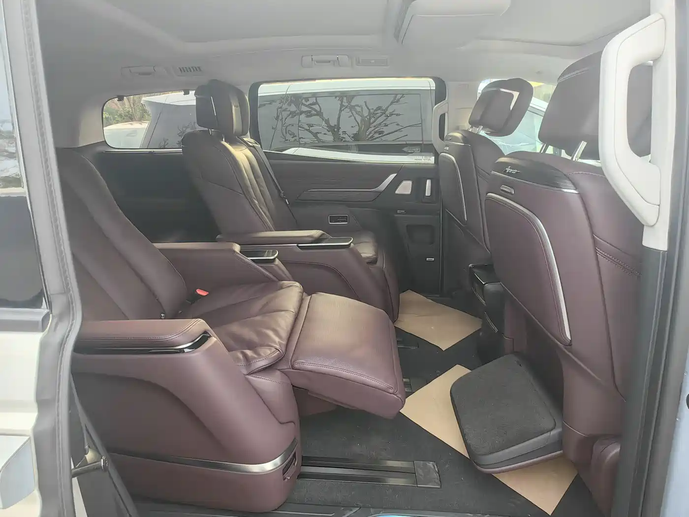 Buick Century 2025 2.0T 7-Seater World Edition фото 13