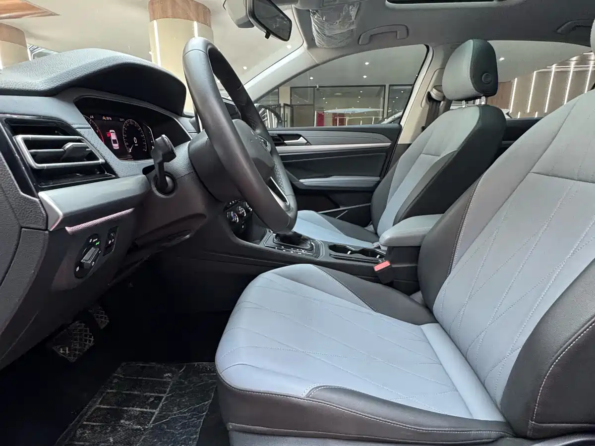 Volkswagen Lavida 2024 Model 1.5L Automatic Starlight 5 Million Edition фото 13