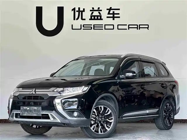 Mitsubishi Outlander 2020 2.0L 2WD Premium 5-seater