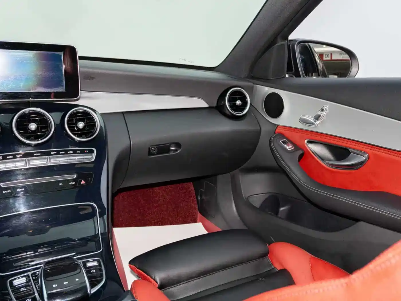 Mercedes-Benz C-Class 2018 C 200 Sport Edition фото 18