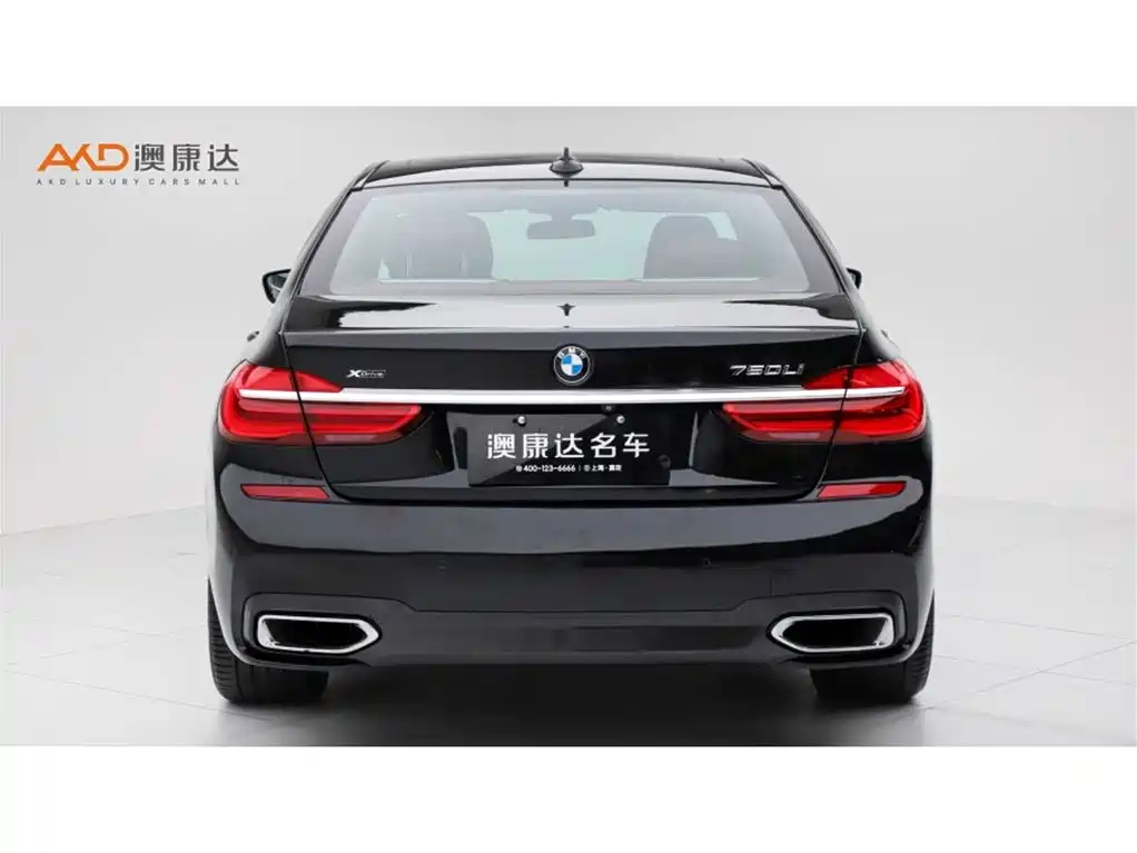 Фото 4 - BMW 7 Series