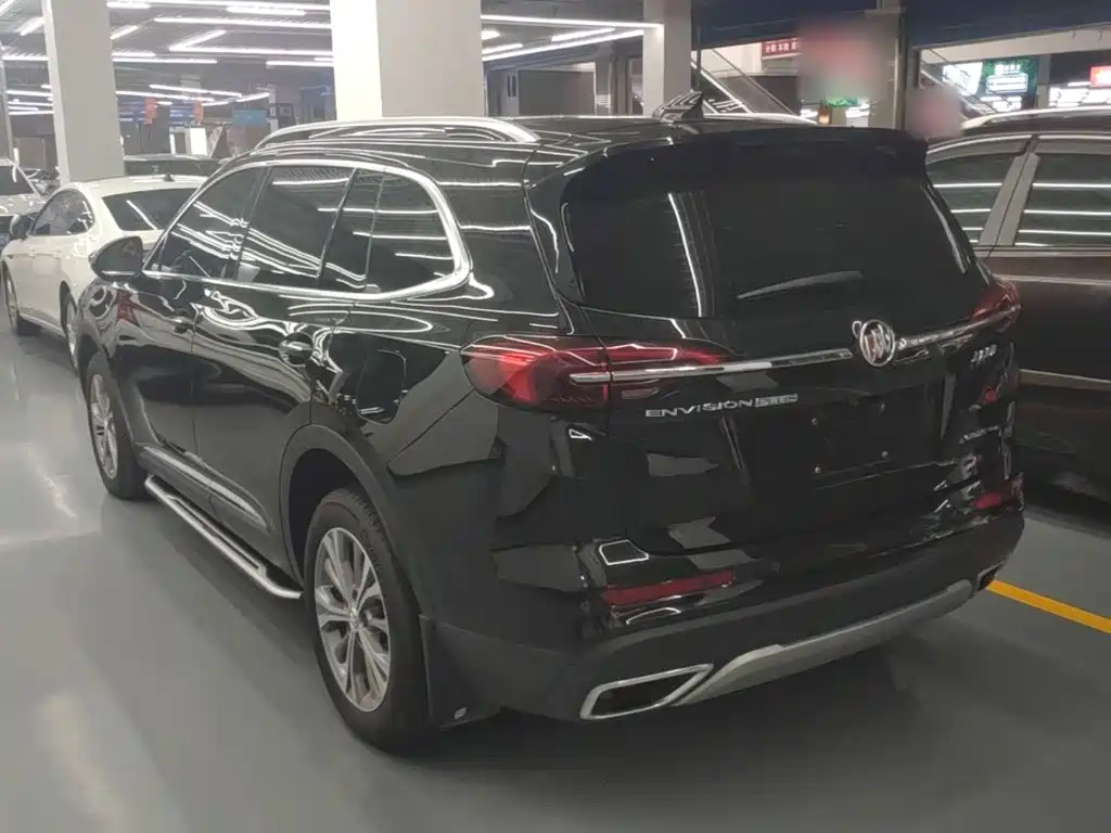 Photo 5 - Buick Envision Plus