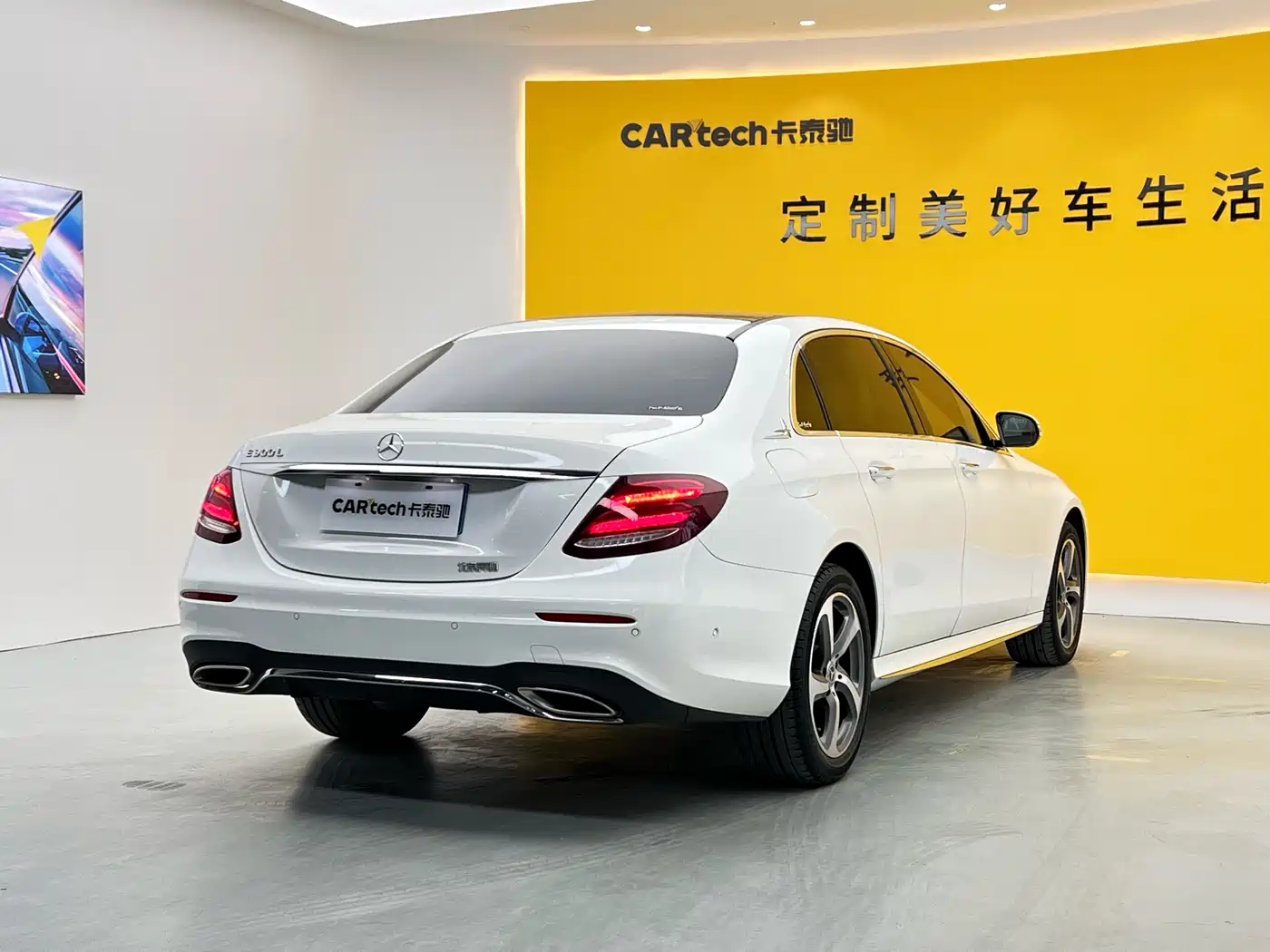 Mercedes-Benz E-Class 2019 E 300 L Sport Fashion фото 31