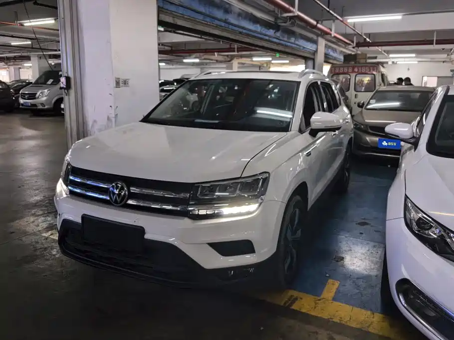 Volkswagen Tharu 2021 Model 280TSI 2WD Trend Edition