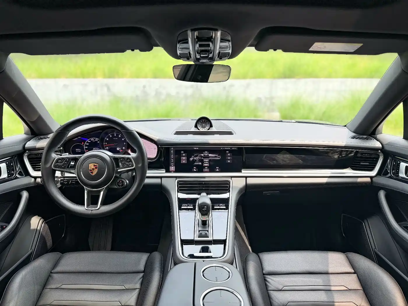 Porsche Panamera 2017 Panamera 4 Executive Long Wheelbase 3.0T фото 15
