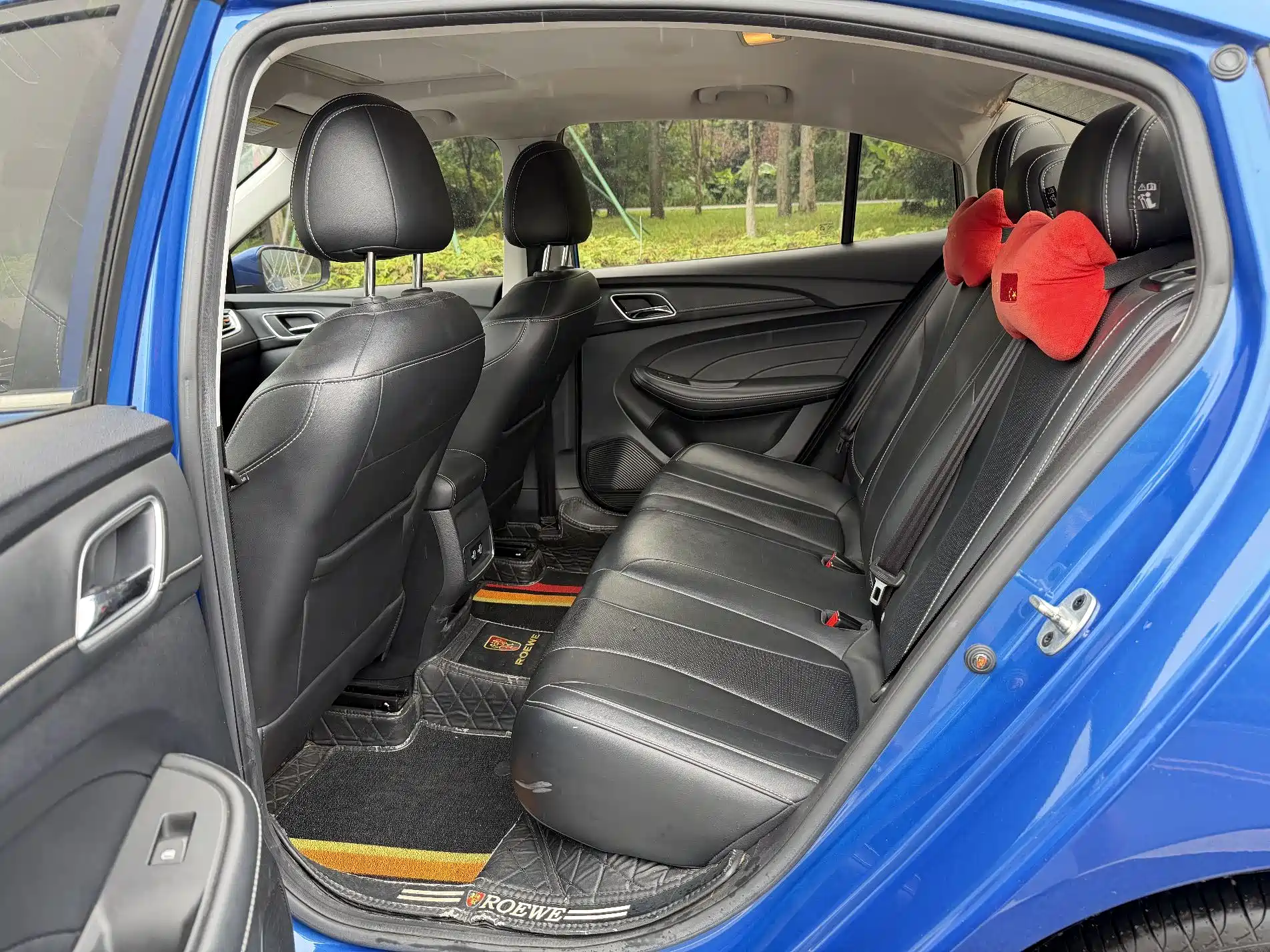 Фото 9 - Roewe i5