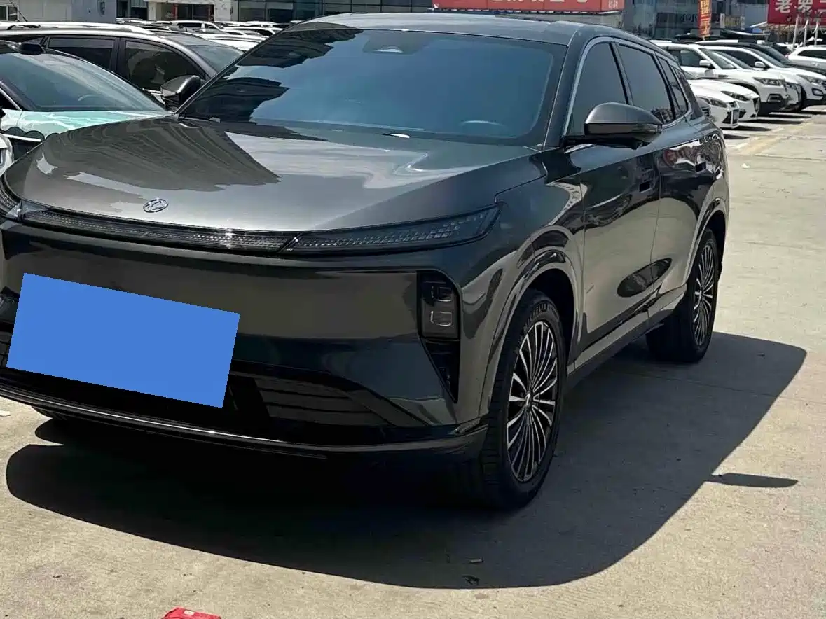 Dongfeng Aeolus L8 2025 2025 Plug-in Hybrid