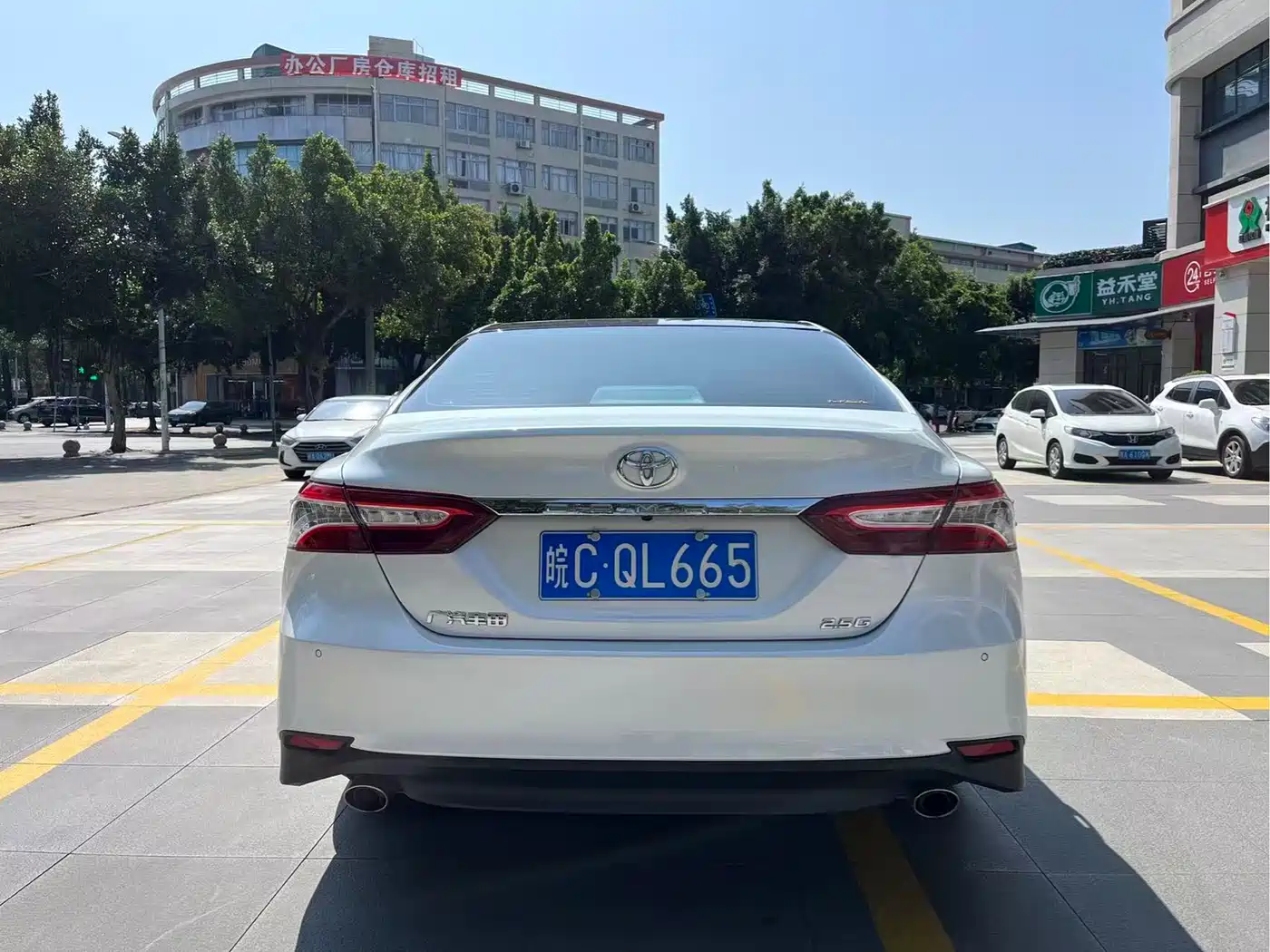 Toyota Camry 2019 2.5G Luxury Edition China VI фото 4
