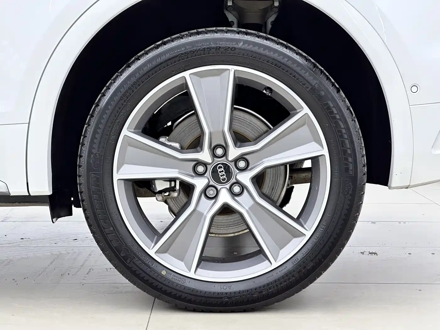 Audi Q5L 2022 45T Luxury Dynamic фото 9