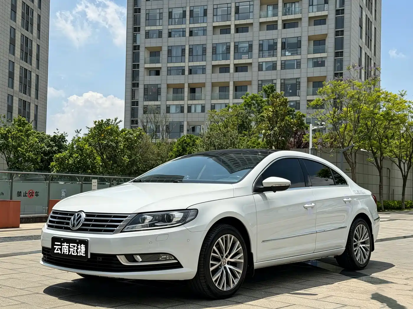 Volkswagen FAW-Volkswagen CC 2018 2.0TSI Luxury