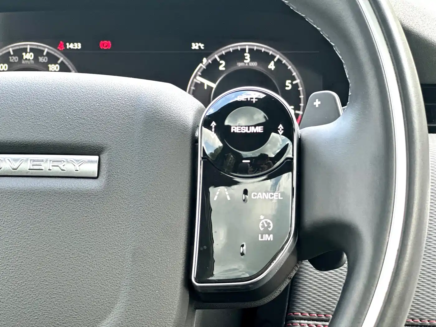 LAND ROVER DISCOVER NEW ENERGY SOURCES FOR SPORTS
