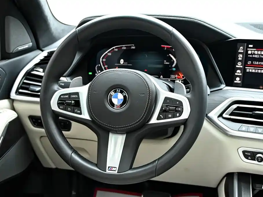 BMW X7 2022 xDrive40i Exclusive M Sport Package фото 19