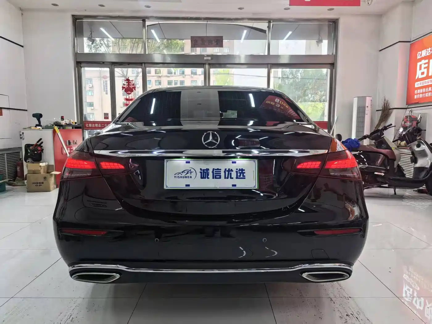 Mercedes-Benz E-Class 2023 E 260 L 4MATIC фото 12