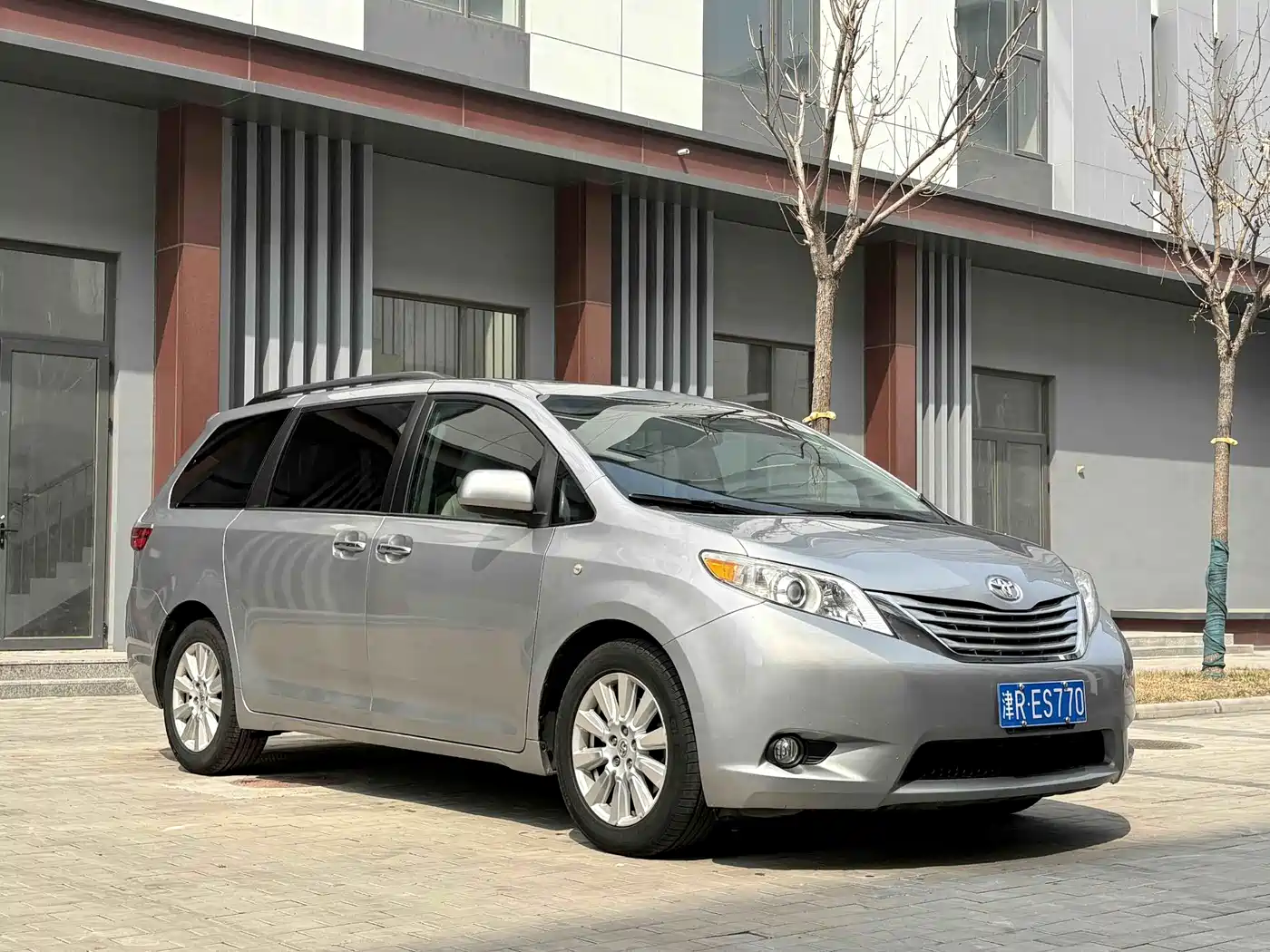 Toyota Sienna 2018 2015 3.5L 2WD LE