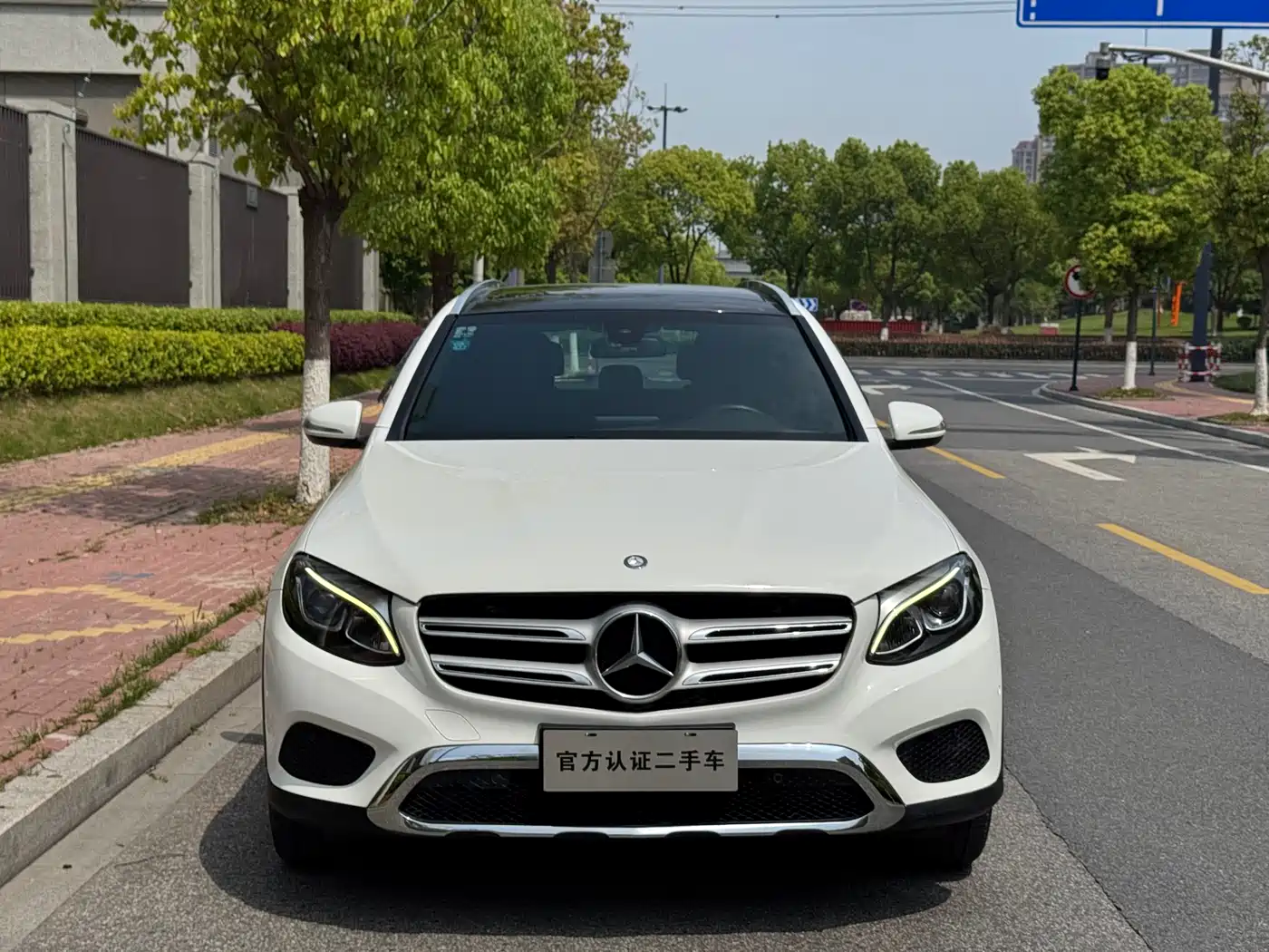 Mercedes-Benz GLC 2016 GLC 260 4MATIC Dynamic фото 2
