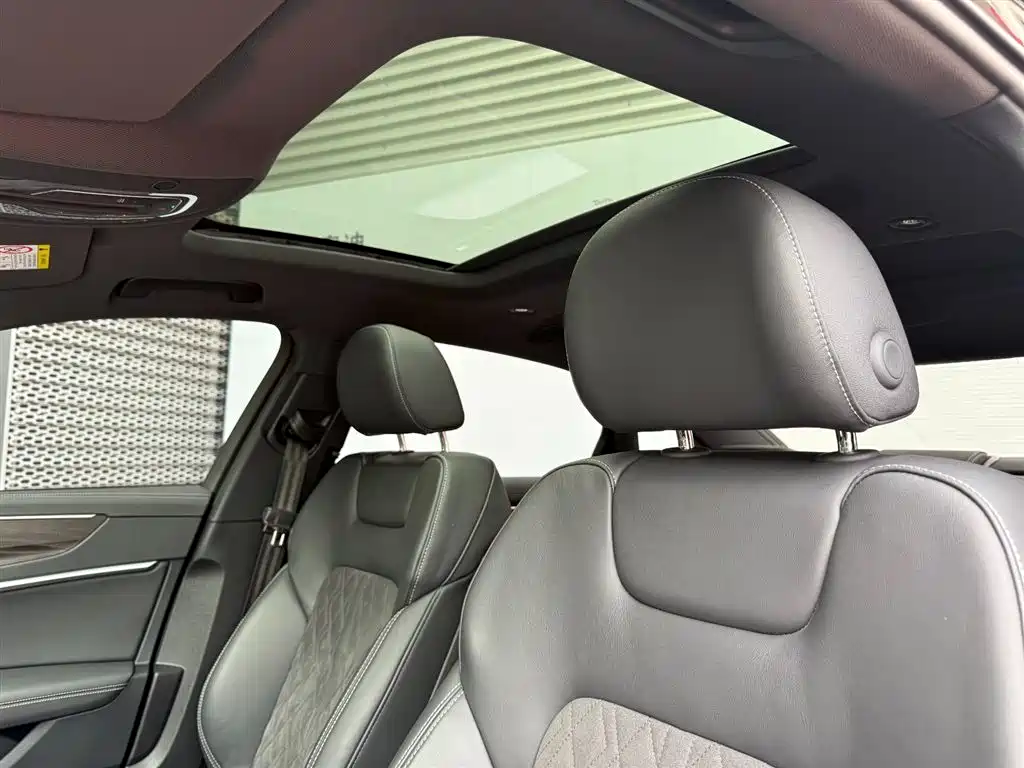 Audi A6L 2024 55 TFSI quattro Exclusive Dynamic фото 12