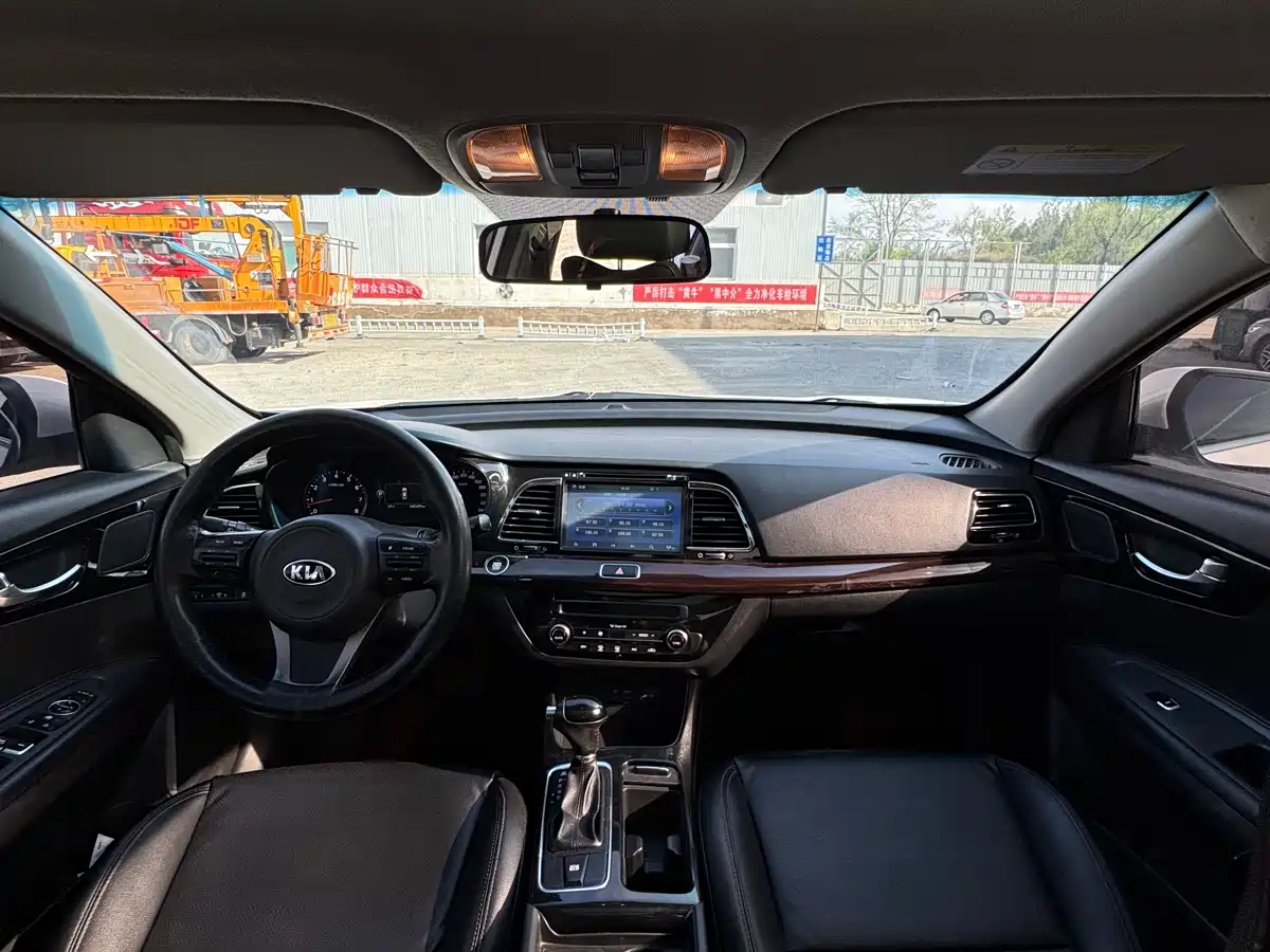 Kia K4 2014 Model 1.8L Automatic LUX фото 8