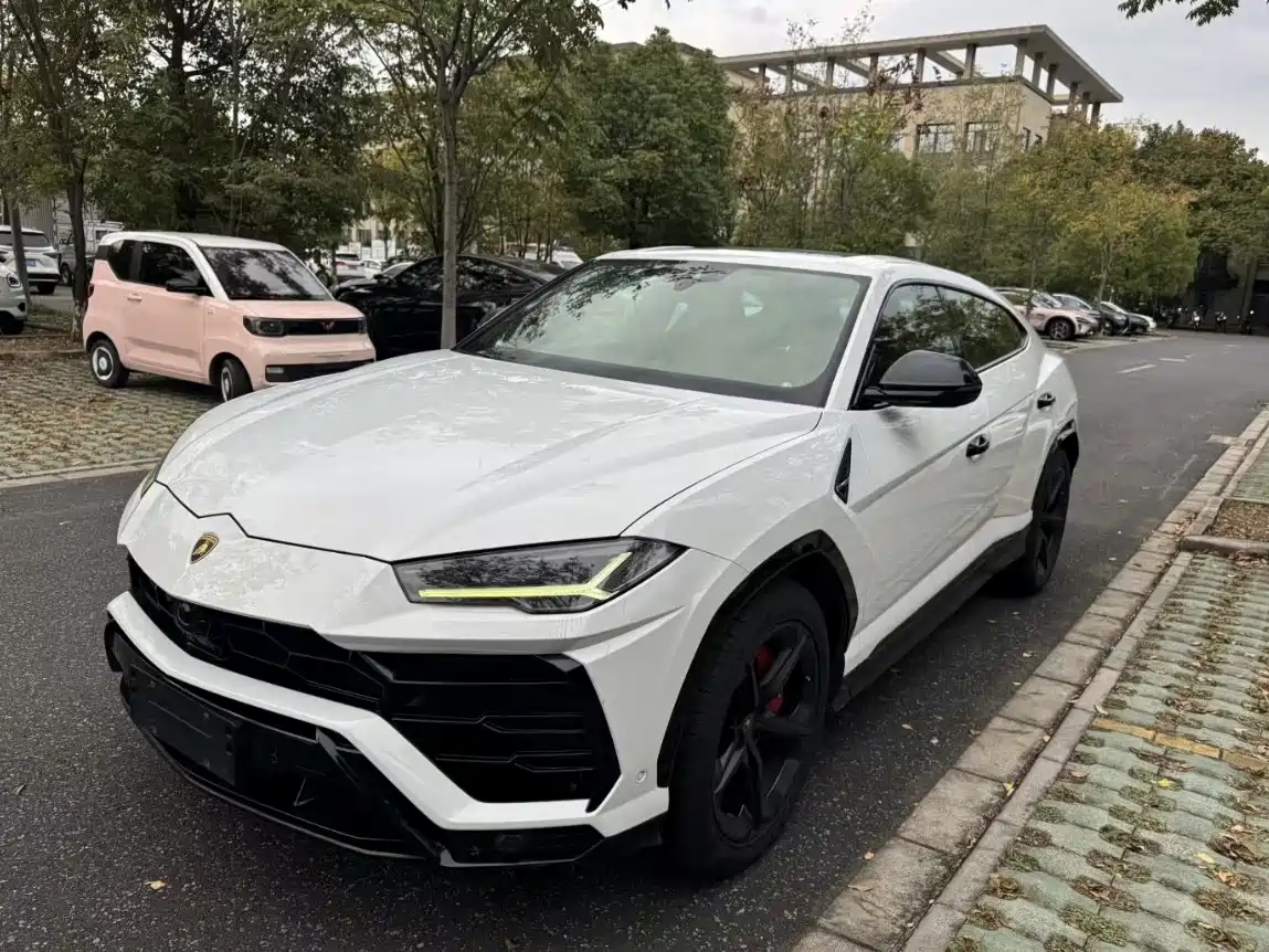 Lamborghini Urus 2019 2018 4.0T V8
