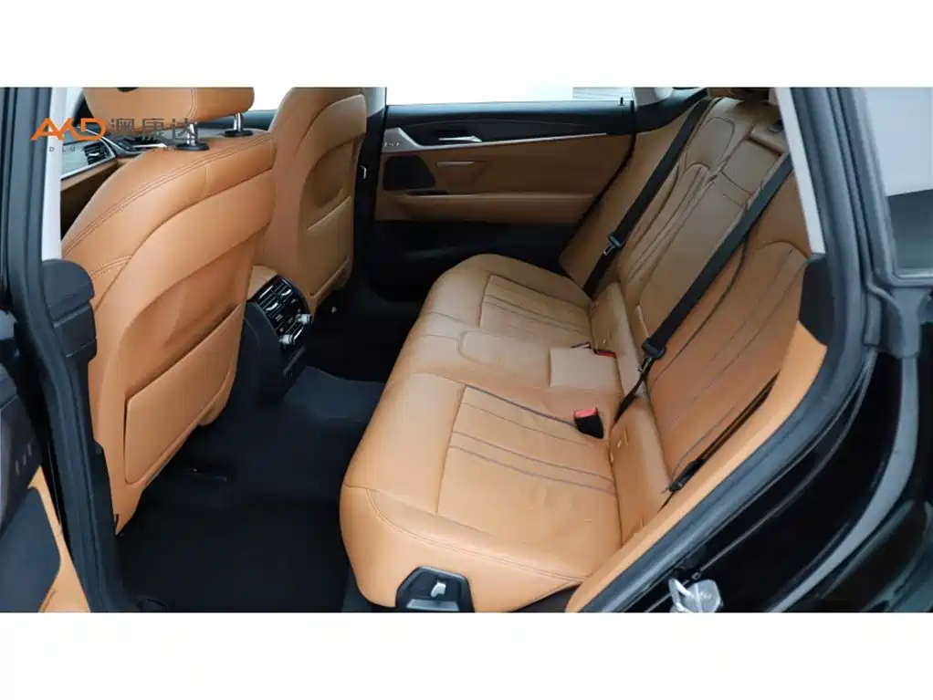 BMW 6 Series GT 2018 630i Luxury Design Package фото 7