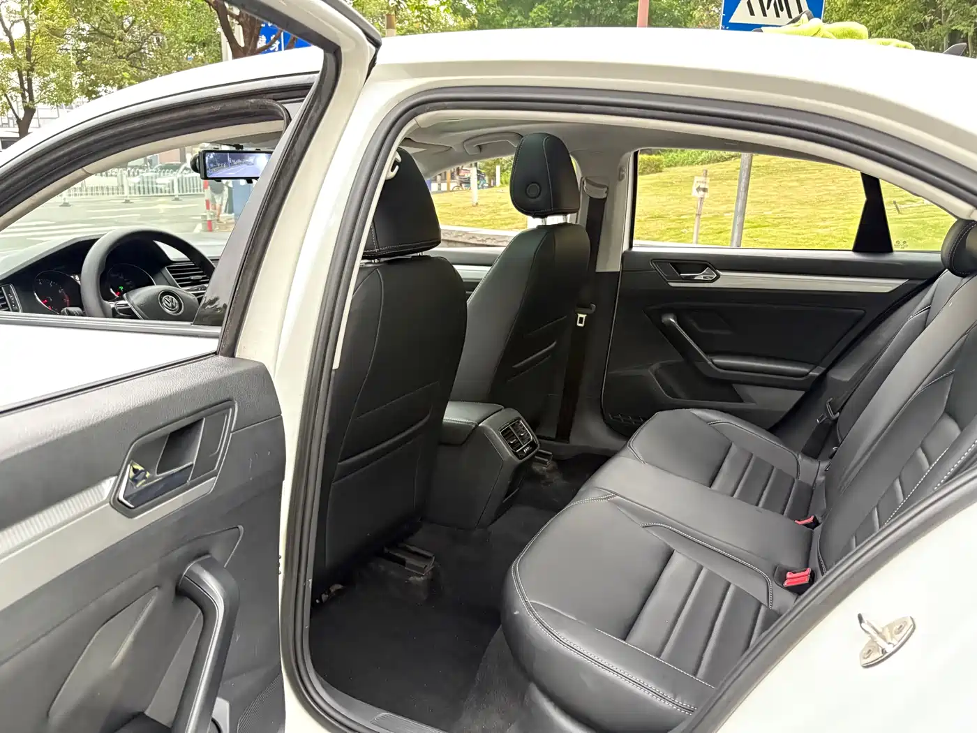 Volkswagen Lamando 2017 230TSI DSG Trend Edition фото 11
