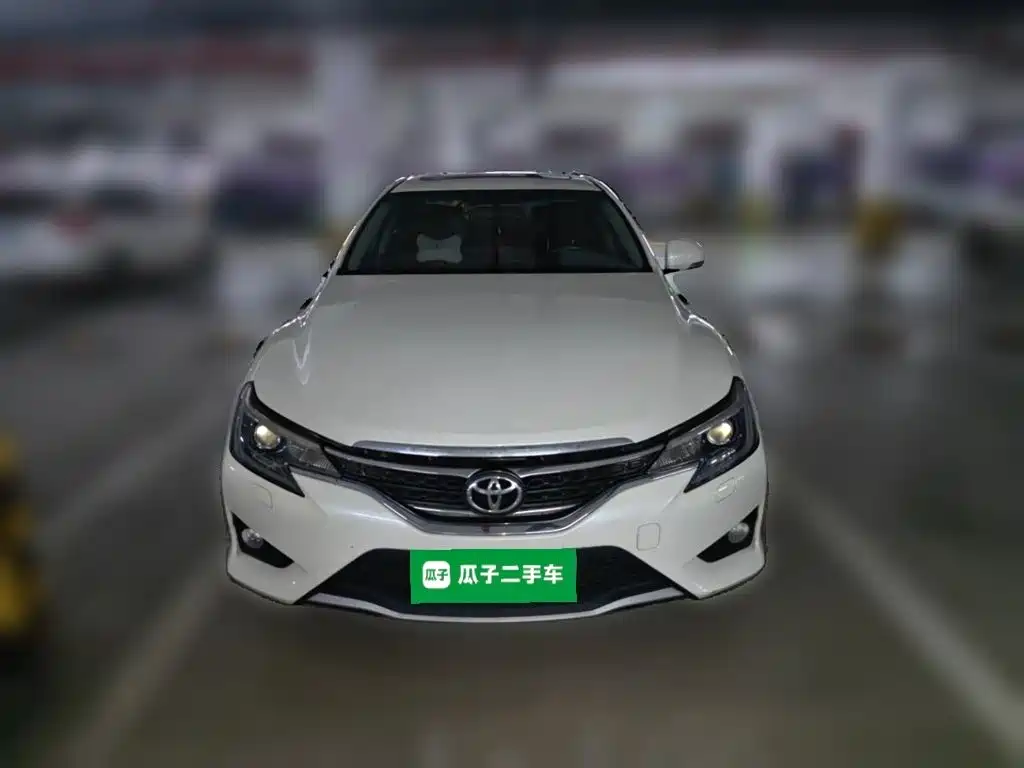 Toyota Reiz 2017 2013 2.5V Premium Edition