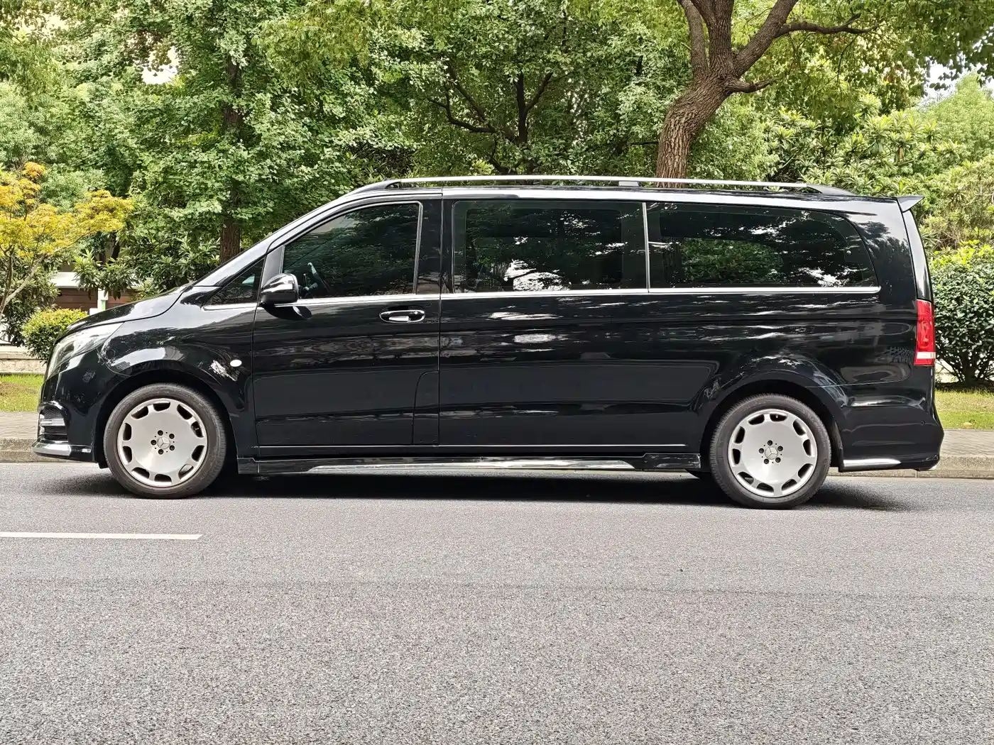 Mercedes-Benz Vito 2018 2.0T Business Edition China VI фото 15