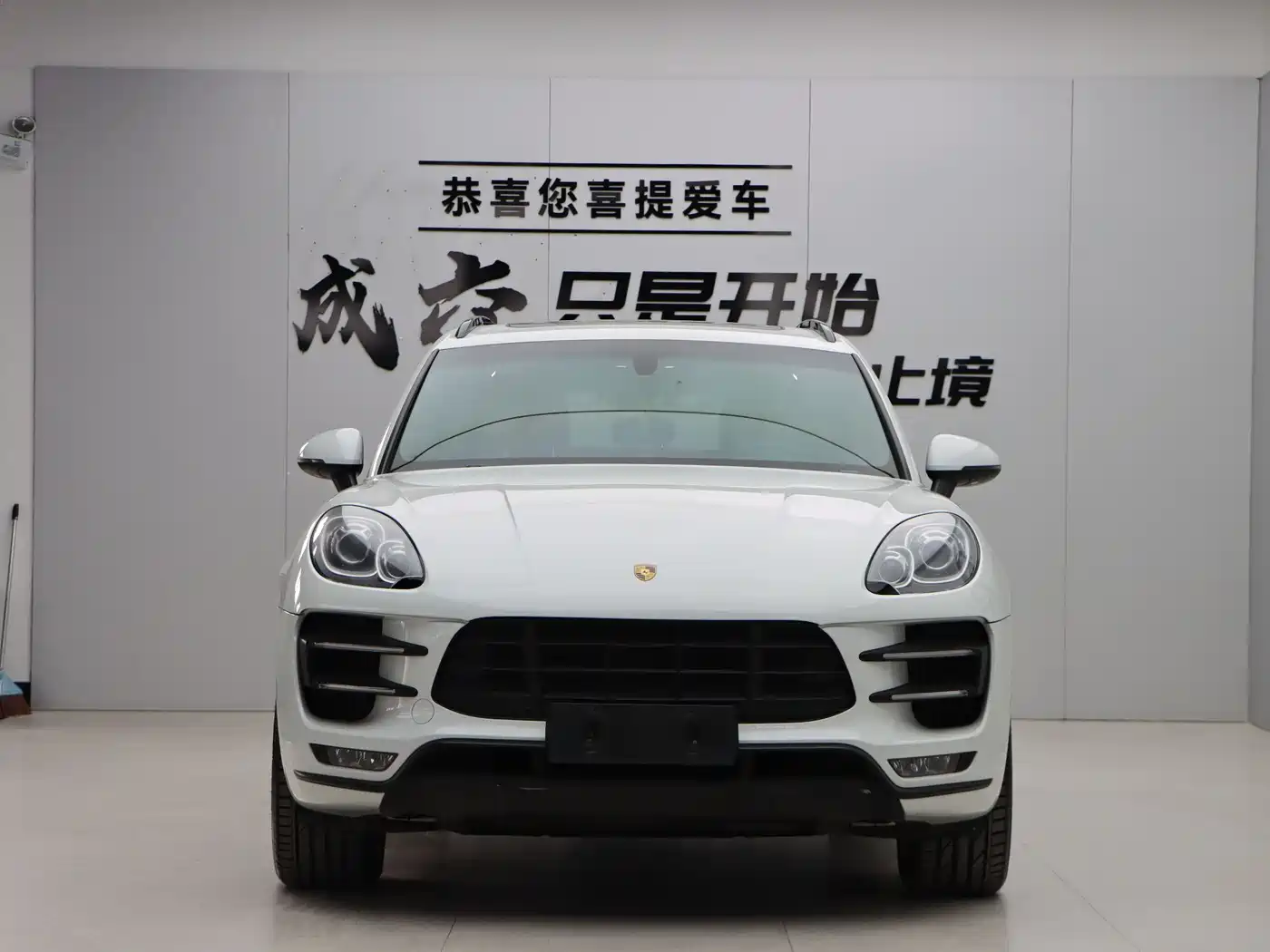 Porsche Macan 2014 Macan Turbo 3.6T фото 2