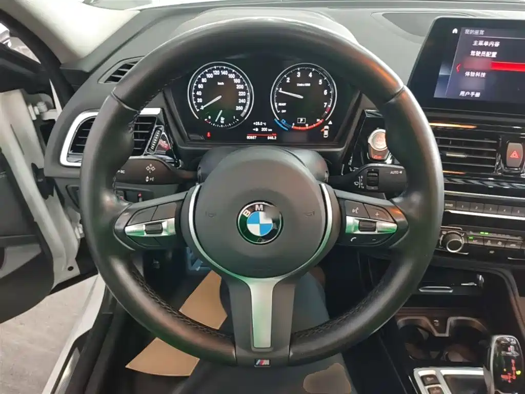 BMW 1 Series 2021 Facelift 120i M Sport Shadow Edition фото 11
