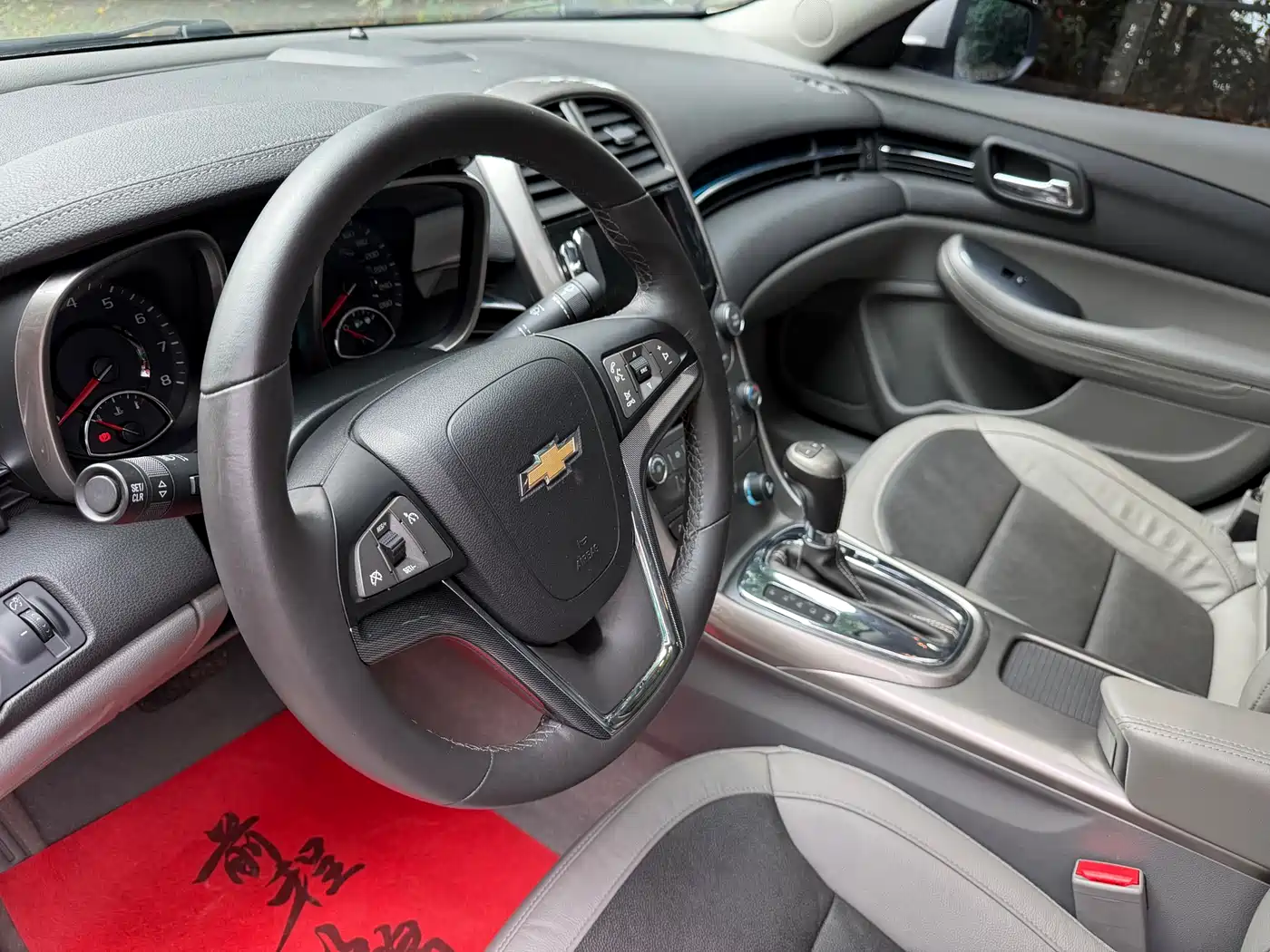 Chevrolet Malibu 2014 2.0L Automatic Luxury фото 30