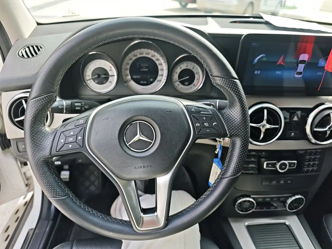 Mercedes-Benz GLK-Class 2014 GLK 260 4MATIC Dynamic фото 8