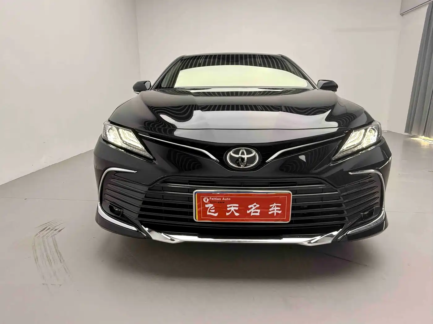 Toyota Camry 2023 2.0G Luxury Edition