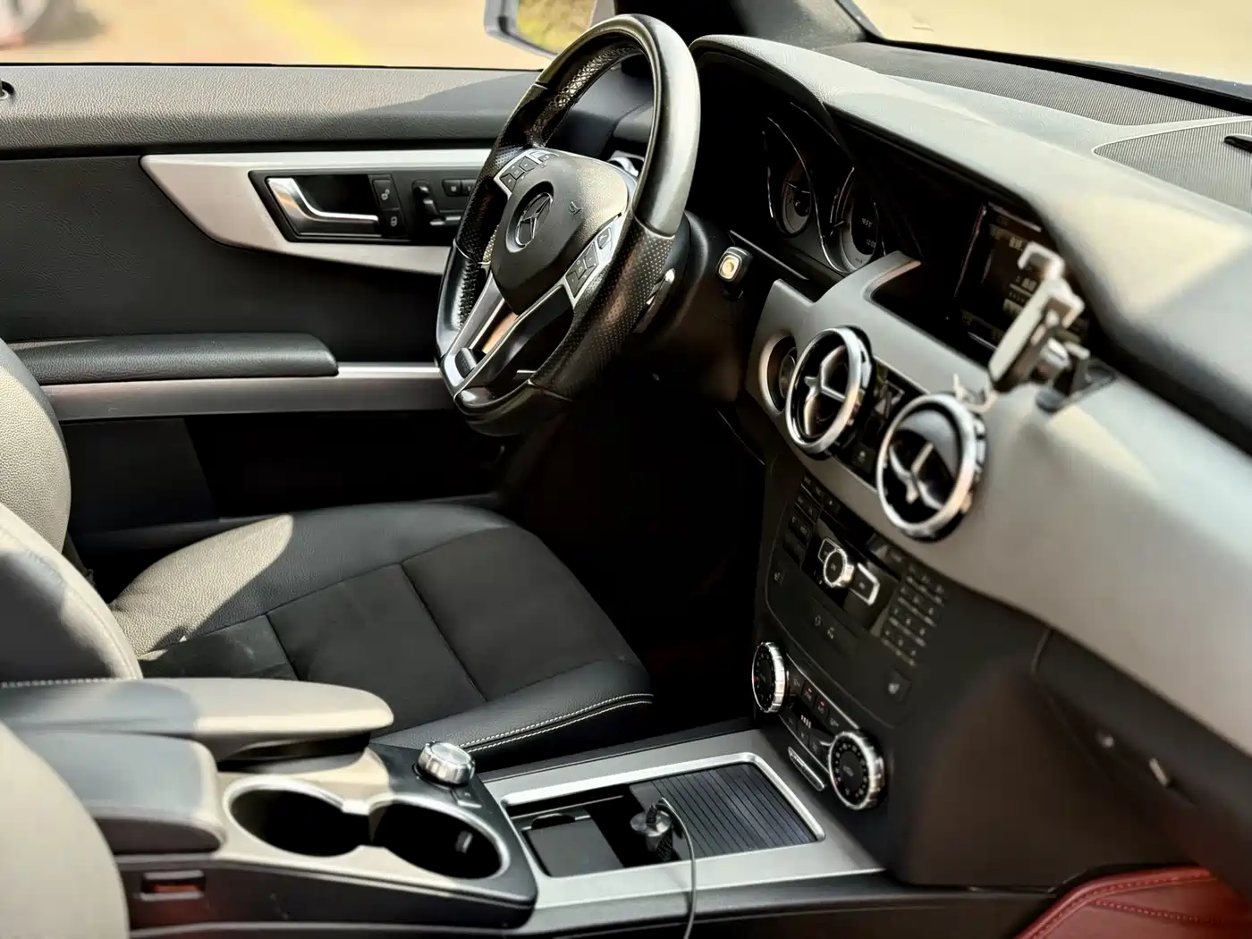 Mercedes-Benz GLK-Class 2015 GLK 300 4MATIC Fashion Ultimate Edition фото 11