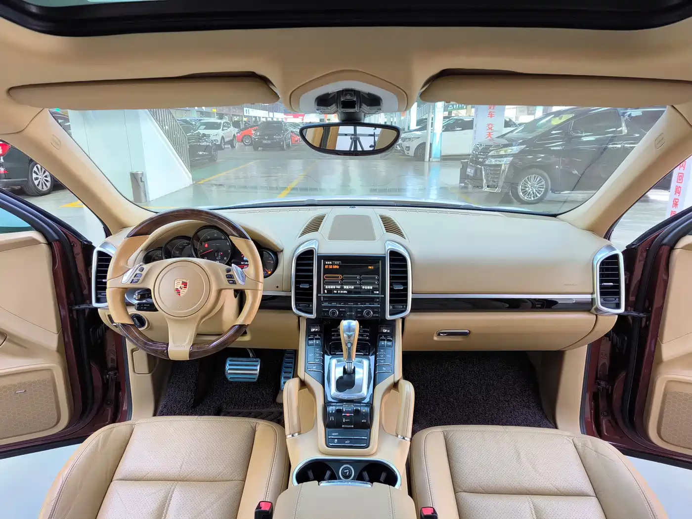 Porsche Cayenne 2011 Cayenne 3.0T фото 21