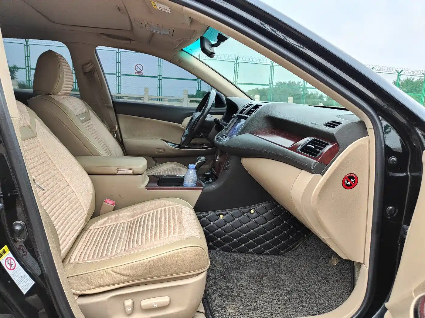 Toyota Crown 2011 2.5L Royal Leather Sunroof Special Edition фото 9