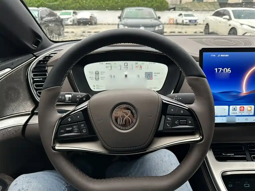 BYD Han 2026 DM-i Smart Driving Edition 245km Premium фото 16