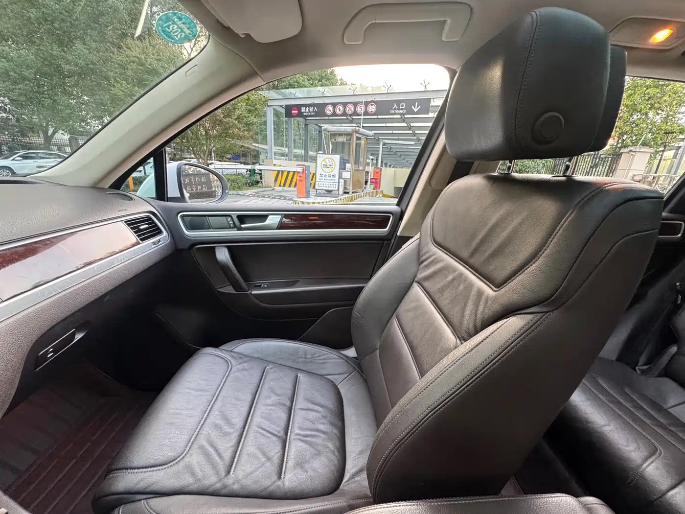 Volkswagen Touareg 2013 3.0TSI X 10th Anniversary Limited Edition фото 21