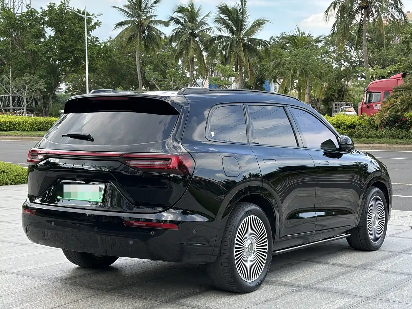 AITO Wenjie AITO M7 2024 1.5T Smart Drive AWD Pro 5-seater фото 5