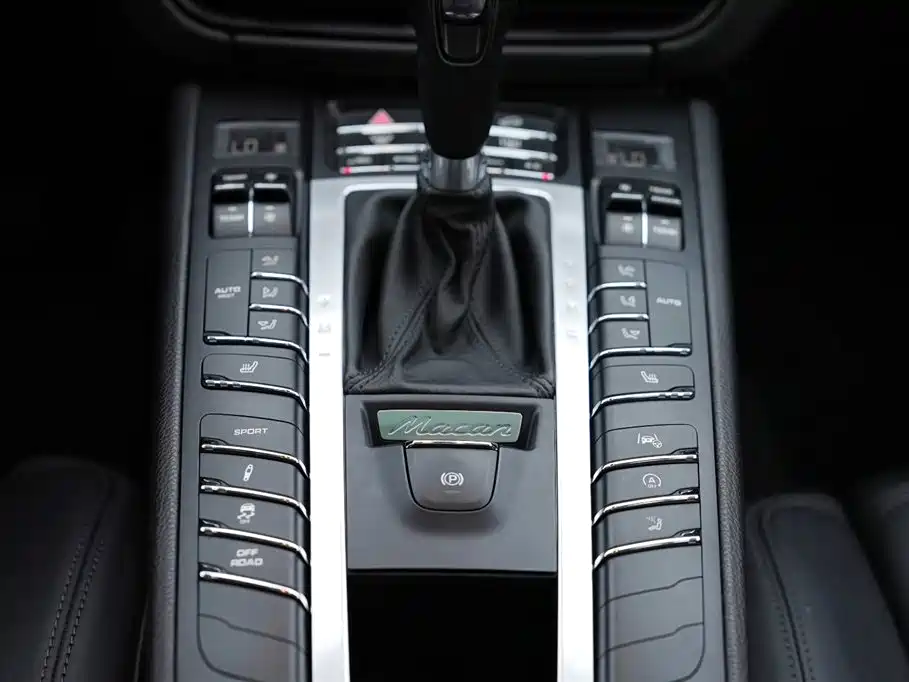 Porsche Macan 2021 Macan 2.0T фото 15
