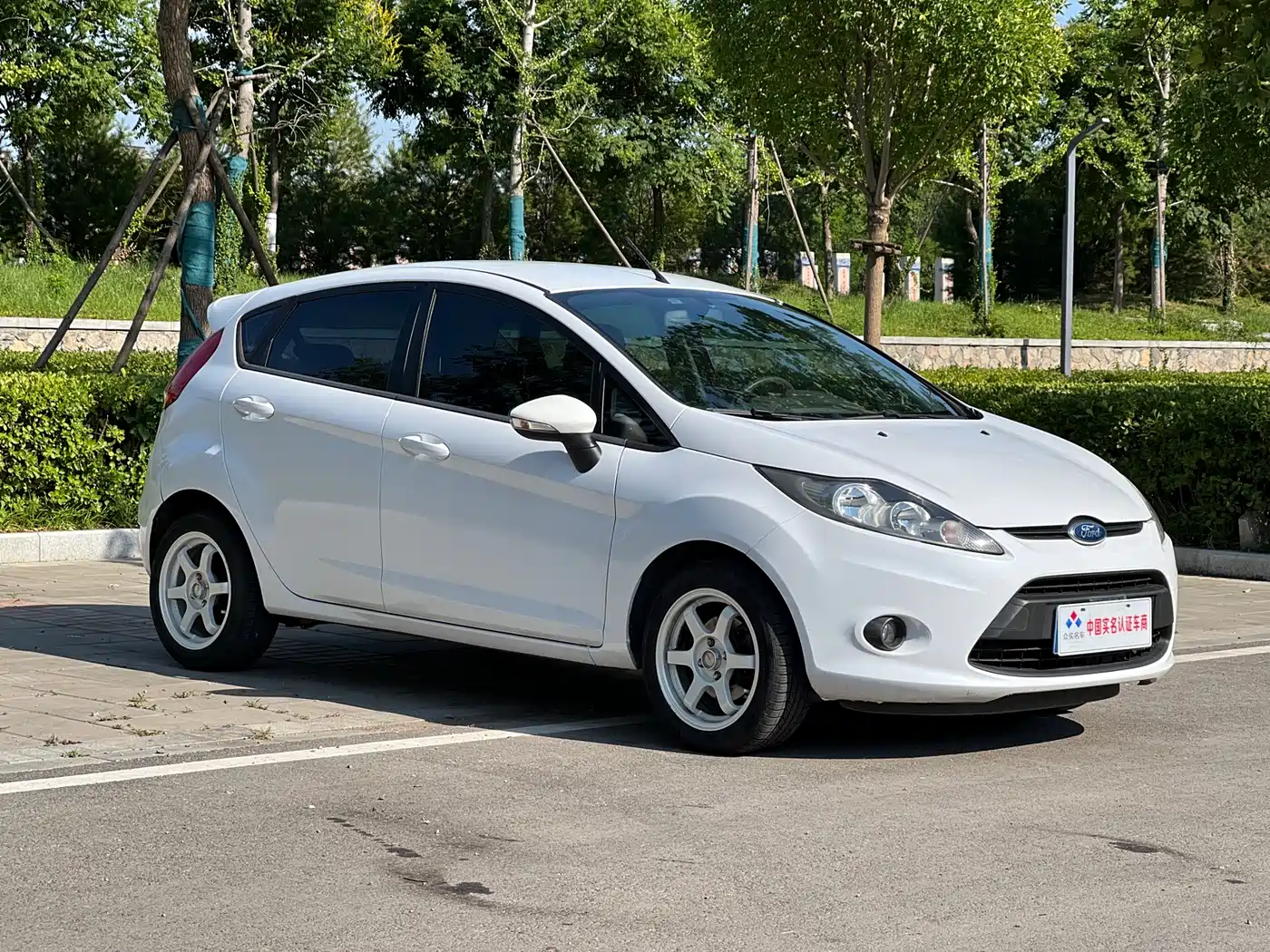 Photo 3 - Ford Fiesta