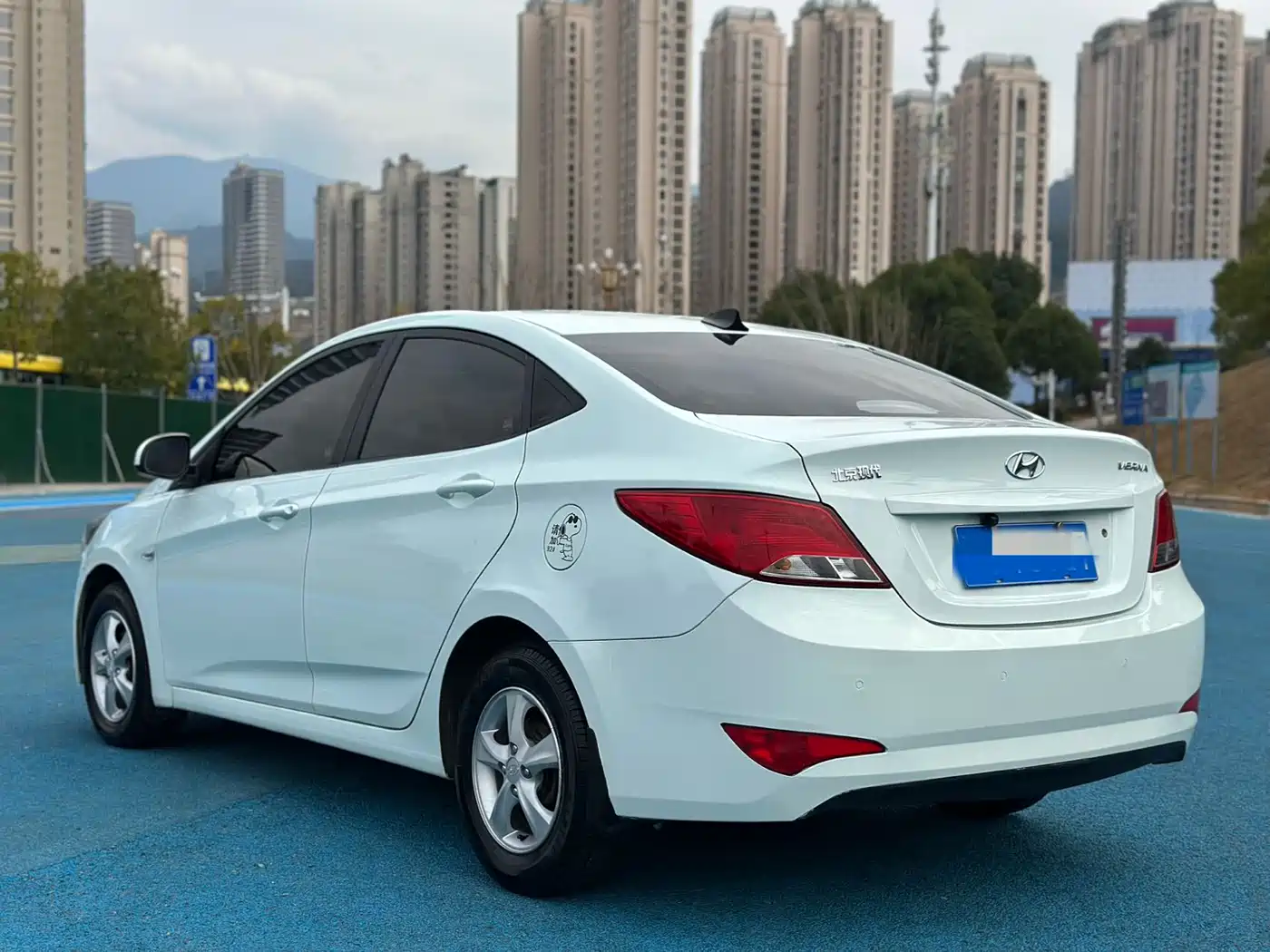 Hyundai Verna 2014 1.4L Automatic Smart GLS фото 13
