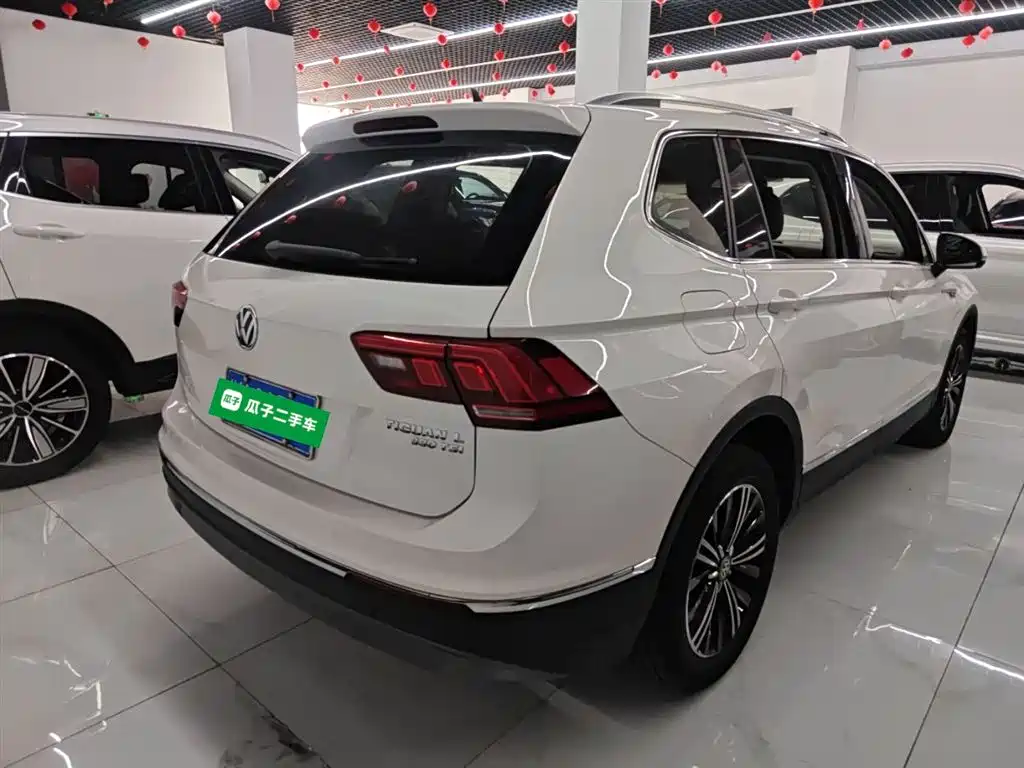 Volkswagen Tiguan L 2019 Facelift 330TSI Auto 2WD Panorama Comfort China VI фото 7