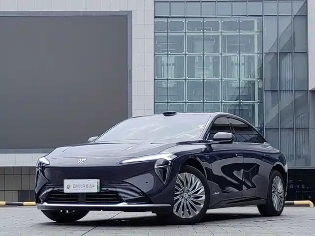 Buick Electra L7 Последовательный гибрид, Avenir