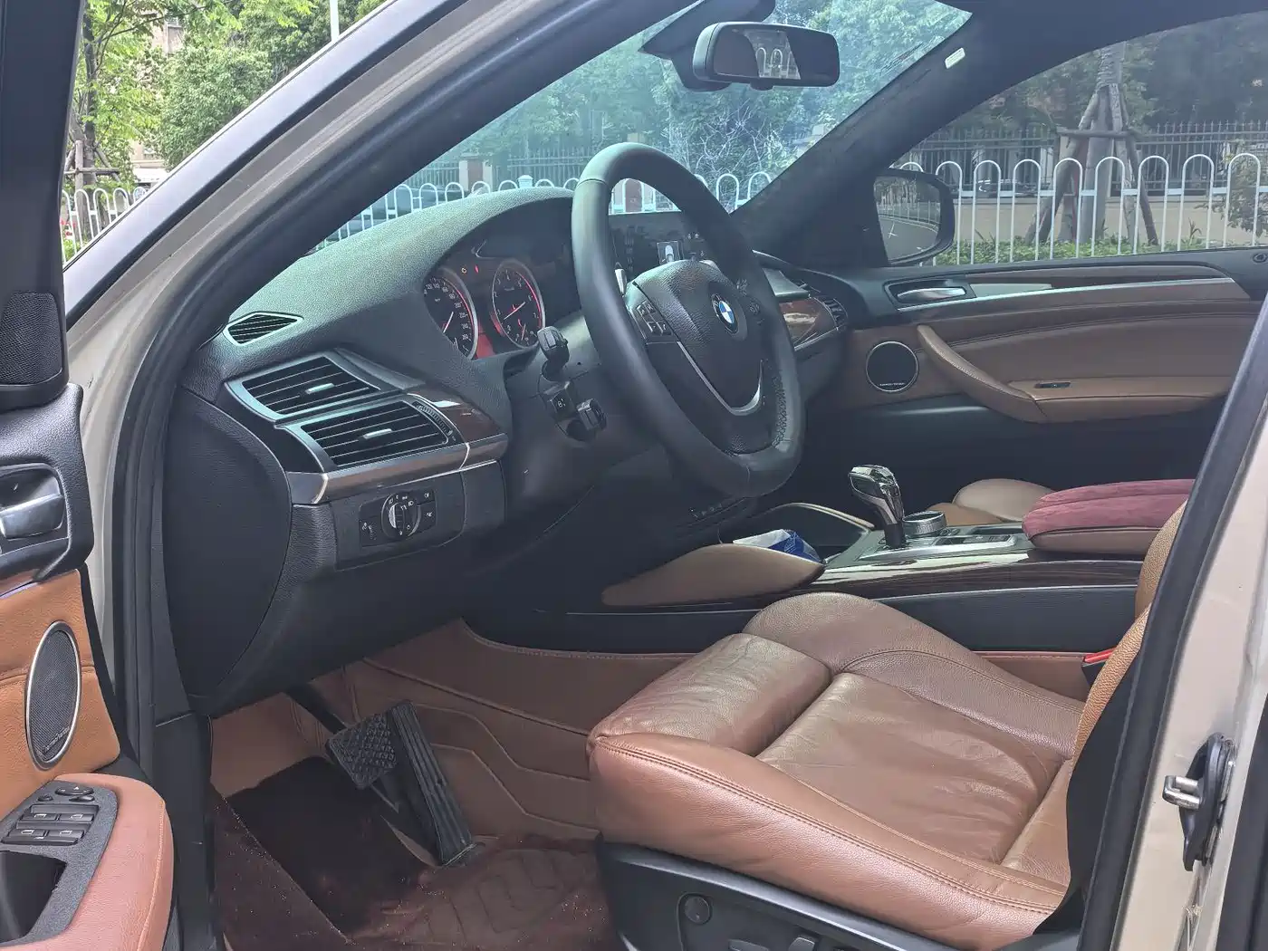 BMW X6 2011 xDrive35i фото 7