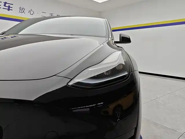 Tesla Model Y 2022 Facelift Rear-Wheel Drive Version — фото 5