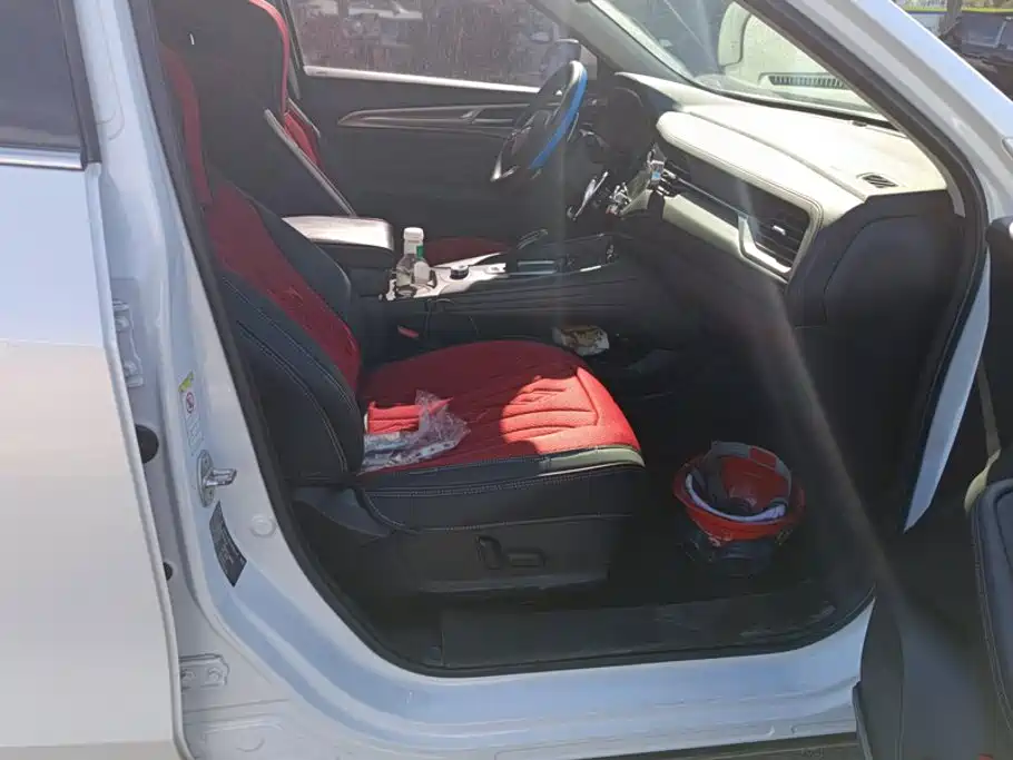 Фото 8 - Haval F7