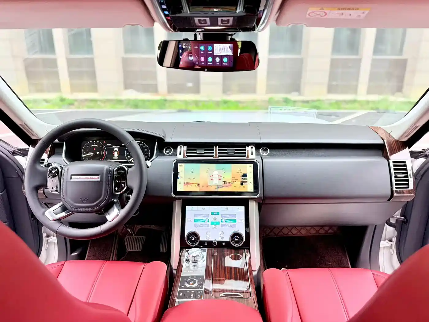 Land Rover Range Rover 2015 3.0 TDV6 Vogue фото 5