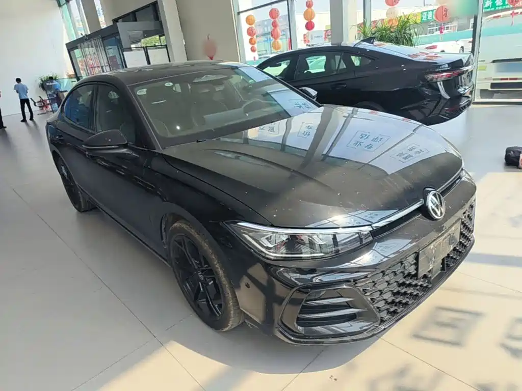 Volkswagen Passat 2025 2026 Pro 380TSI Starlight Dragon Prestige Edition