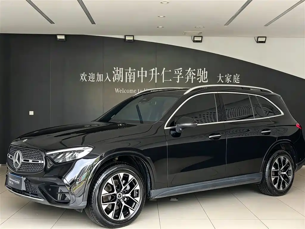 Mercedes-Benz GLC 2023 GLC 260 L 4MATIC Luxury 5-Seater